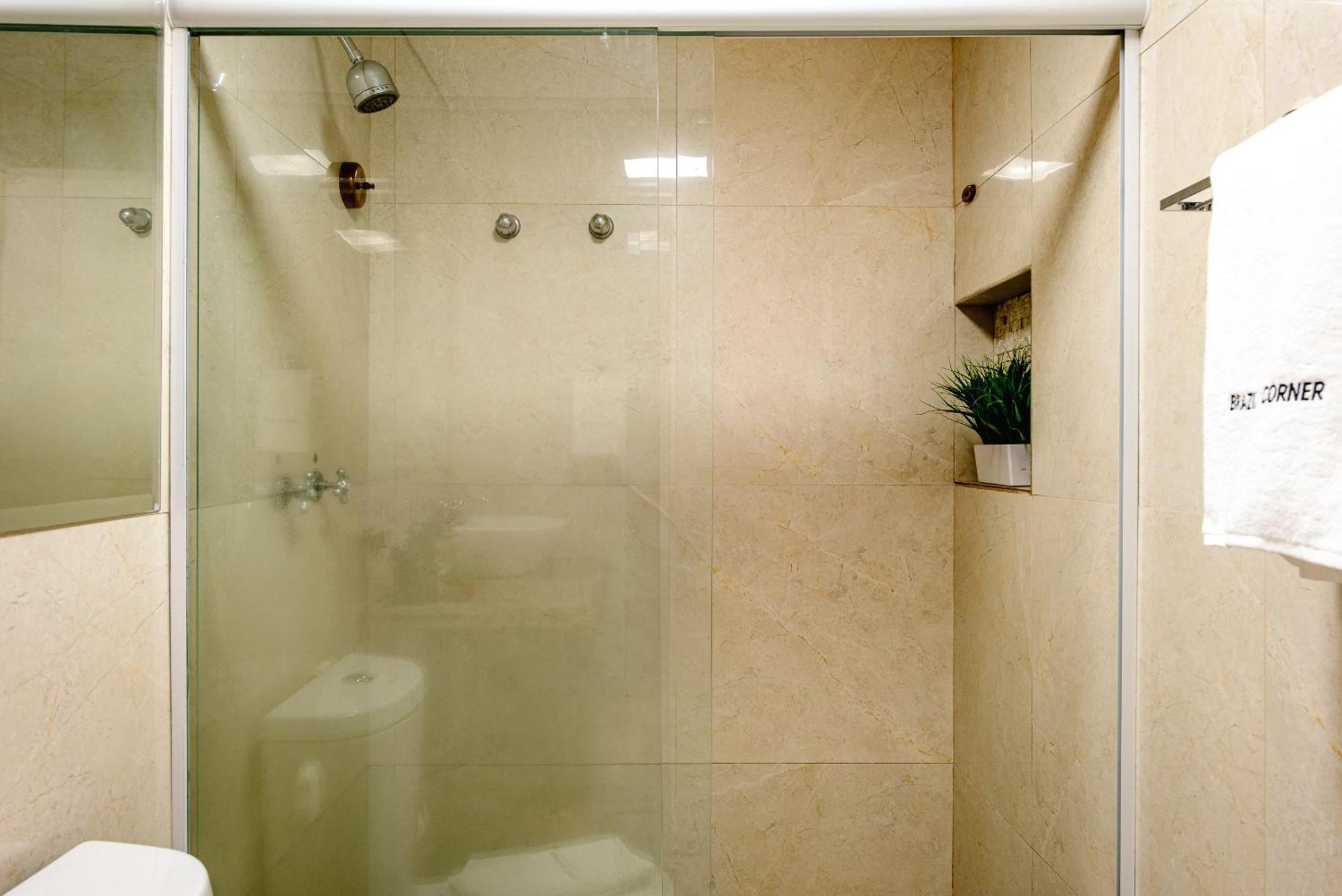 Piscina, Ac, Vaga No Itaim Bibi | Brazilian Corner Apartamento São Paulo