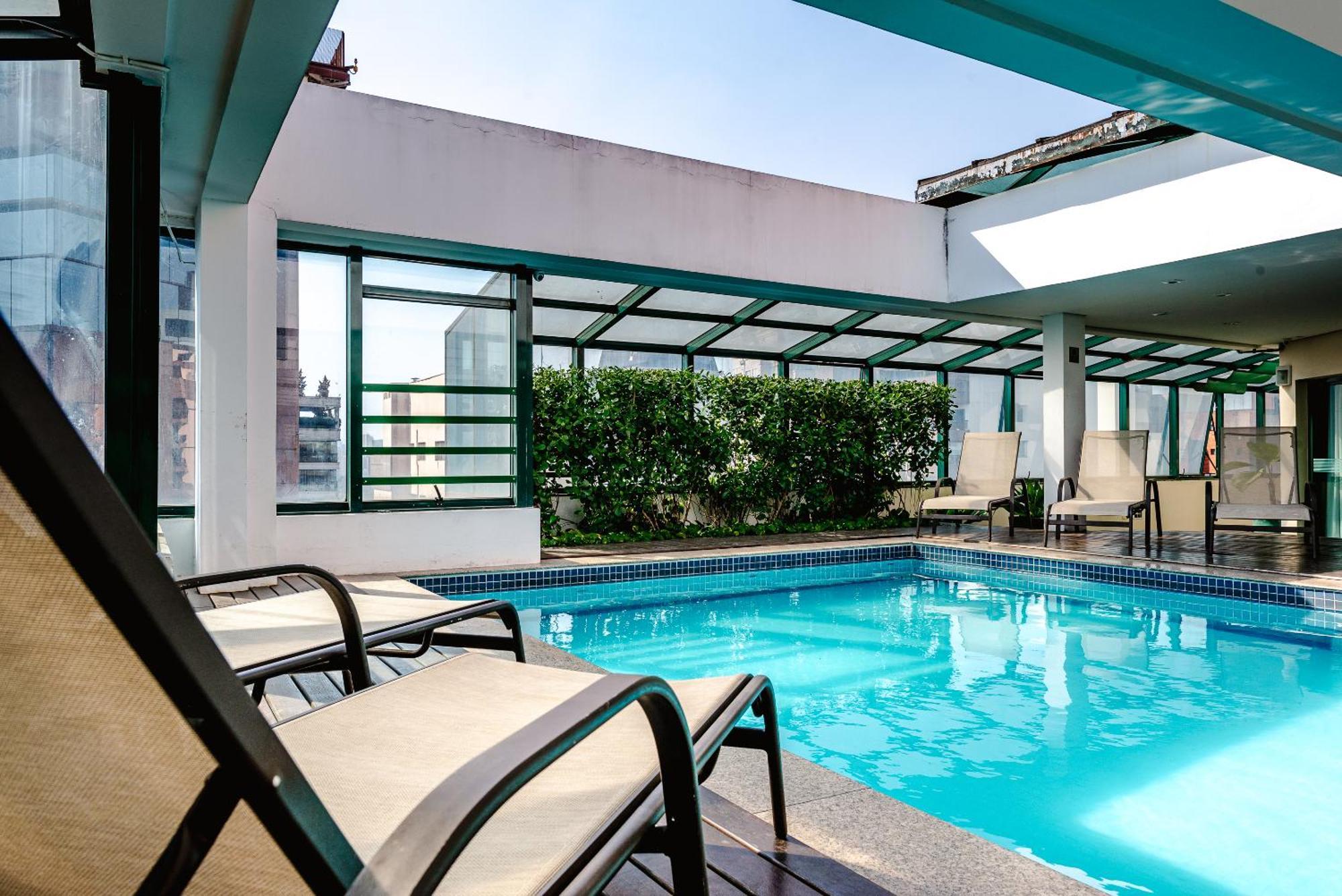 Piscina, Ac, Vaga No Itaim Bibi | Brazilian Corner Apartamento